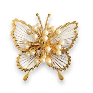 Vintage Monet Butterfly Brooch Pin Mid Size Gold Plated Faux Pearls Art Deco 3D
